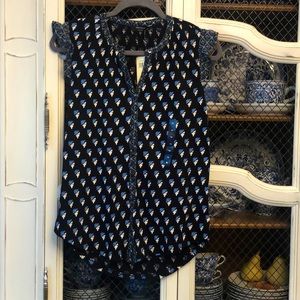 LUCKY button down sleeveless shirt